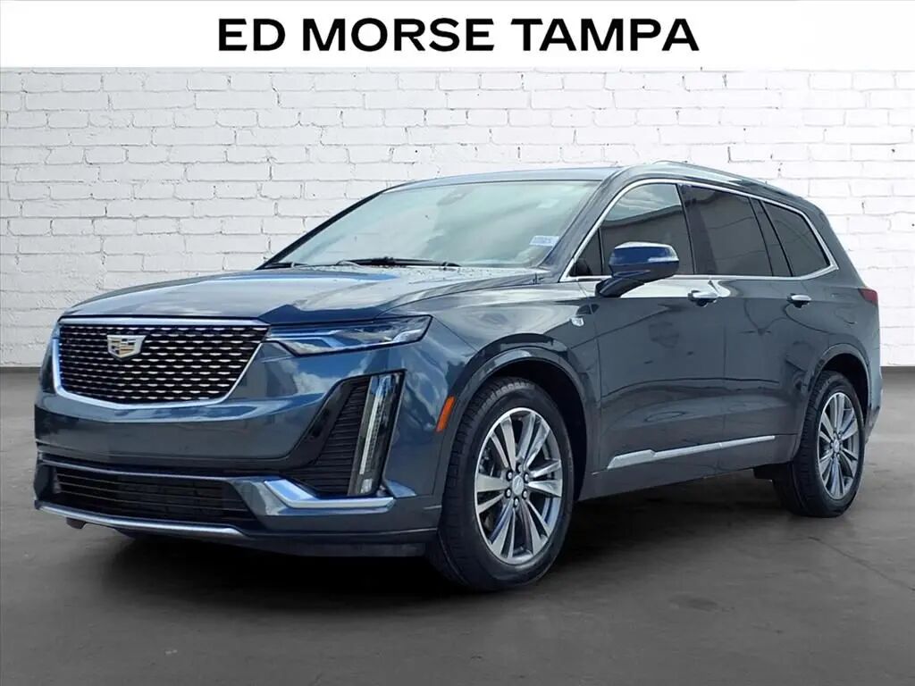 2021 Cadillac XT6 Premium Luxury — photo 1 of 13