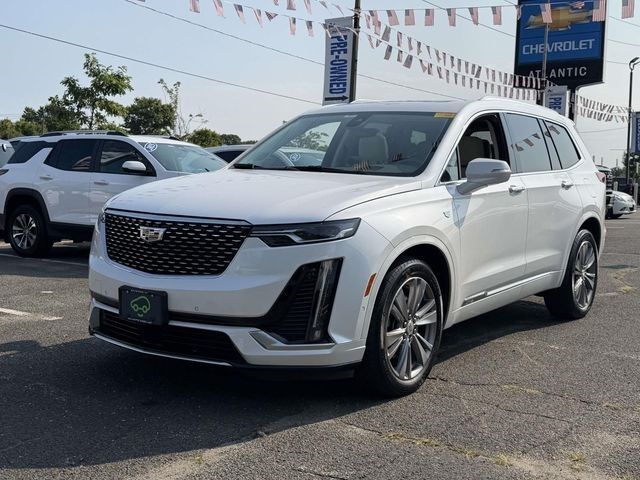 2022 Cadillac XT6