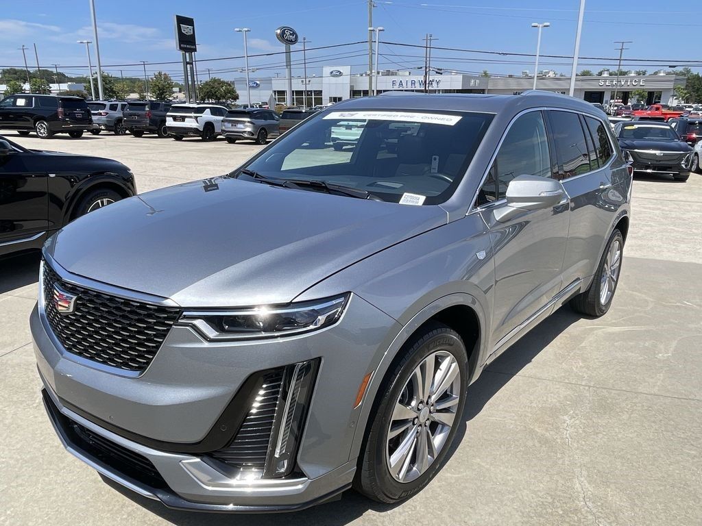 2024 Cadillac XT6 — photo 1 of 7