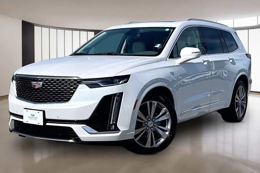 2023 Cadillac XT6 — photo 1 of 7