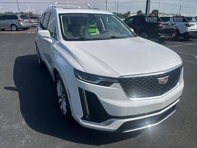 2024 Cadillac XT6 Premium Luxury