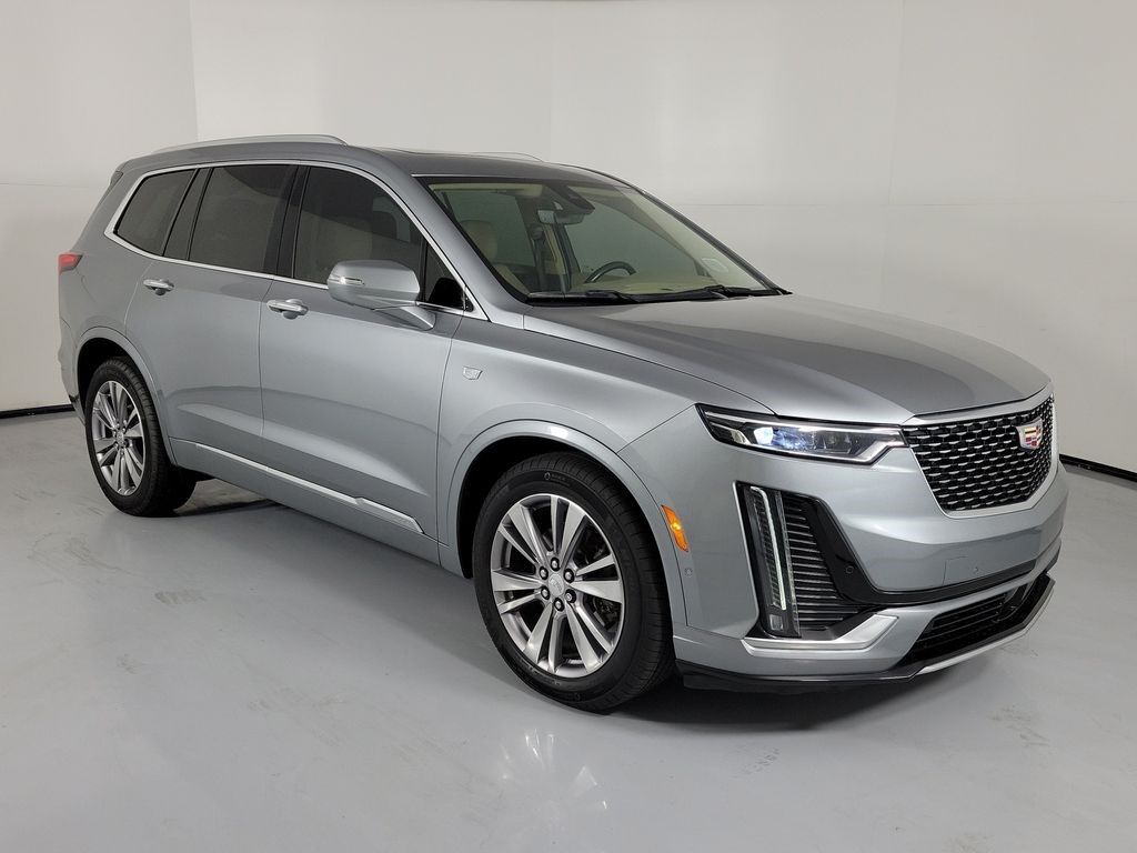 2023 Cadillac XT6 — photo 1 of 7