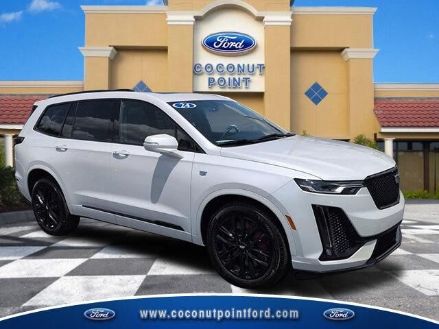 2024 Cadillac XT6 Sport