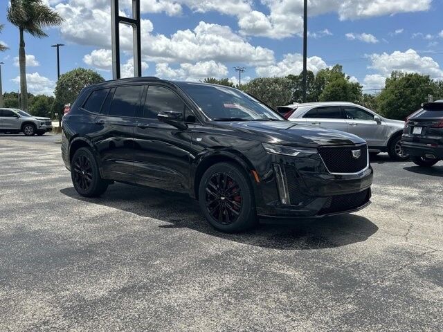 2024 Cadillac XT6