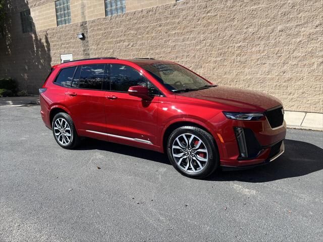 2024 Cadillac XT6 Sport — photo 1 of 13