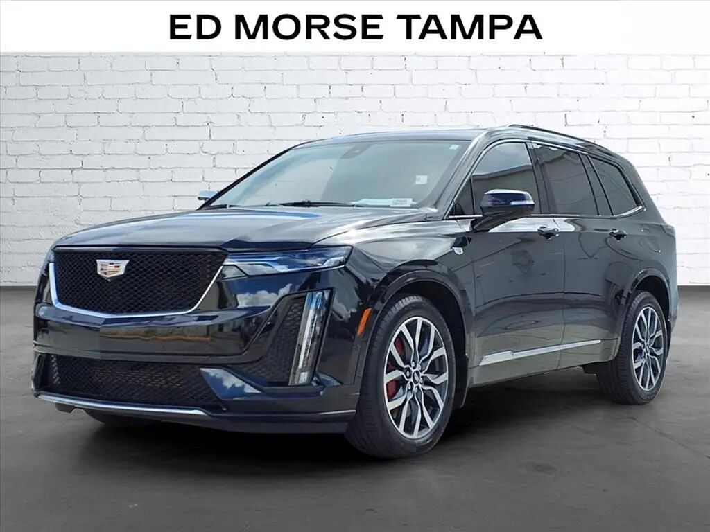 2024 Cadillac XT6 Sport — photo 1 of 13