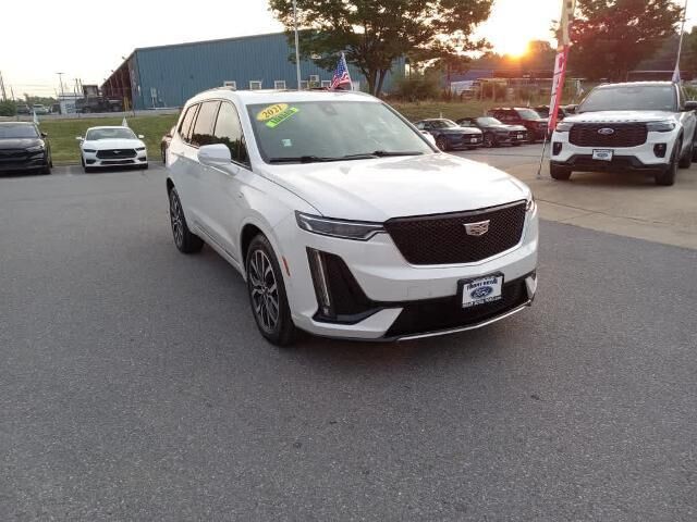 2021 Cadillac XT6 Sport