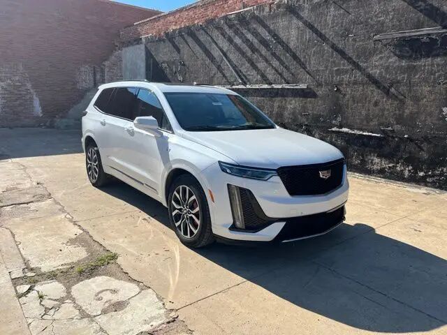 2023 Cadillac XT6 Sport