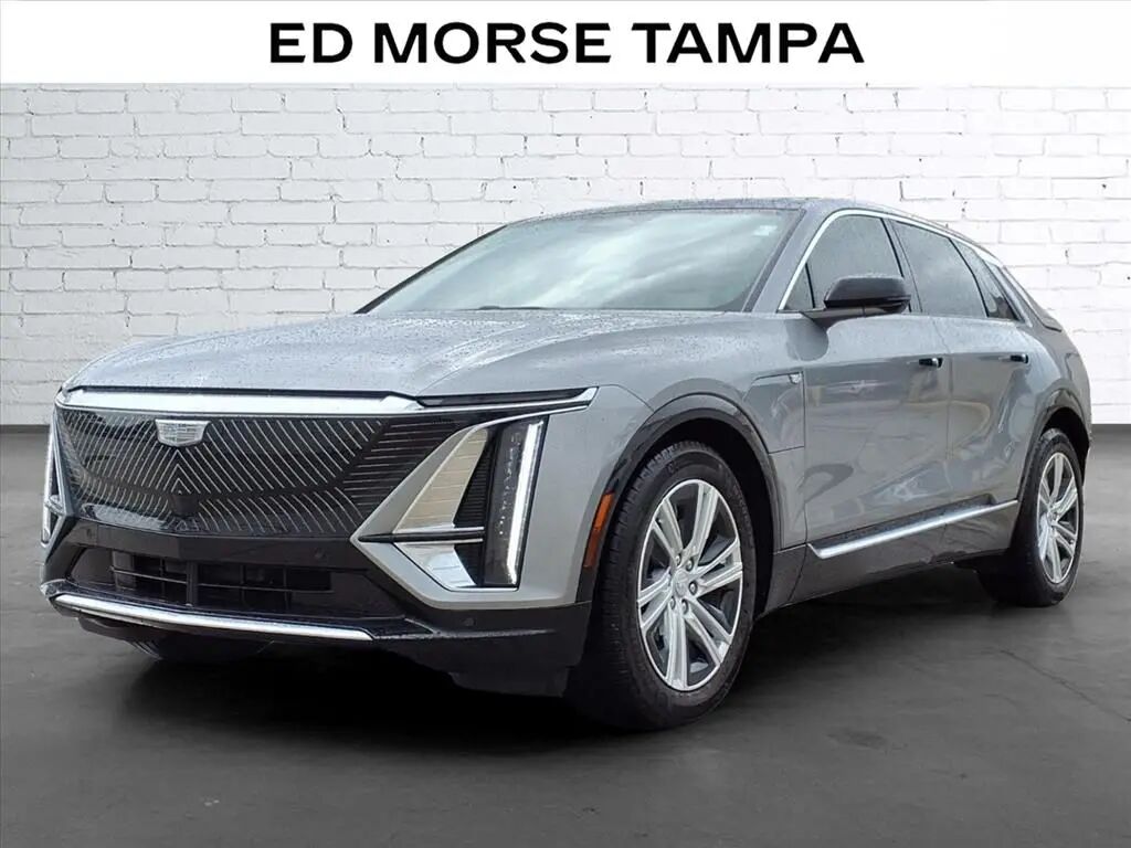 2024 Cadillac LYRIQ Tech