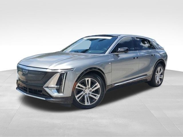 2024 Cadillac LYRIQ — photo 1 of 6