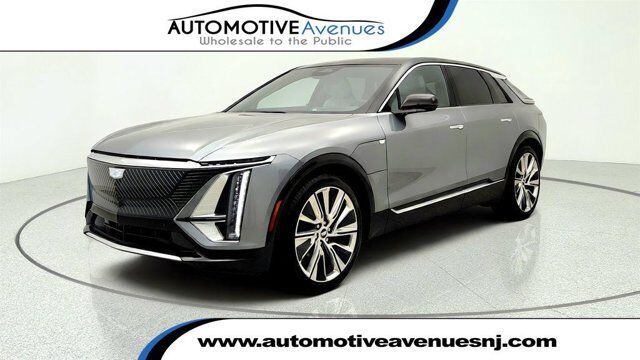 2023 Cadillac LYRIQ RWD Luxury — photo 1 of 1