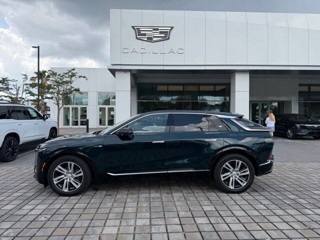 2024 Cadillac LYRIQ