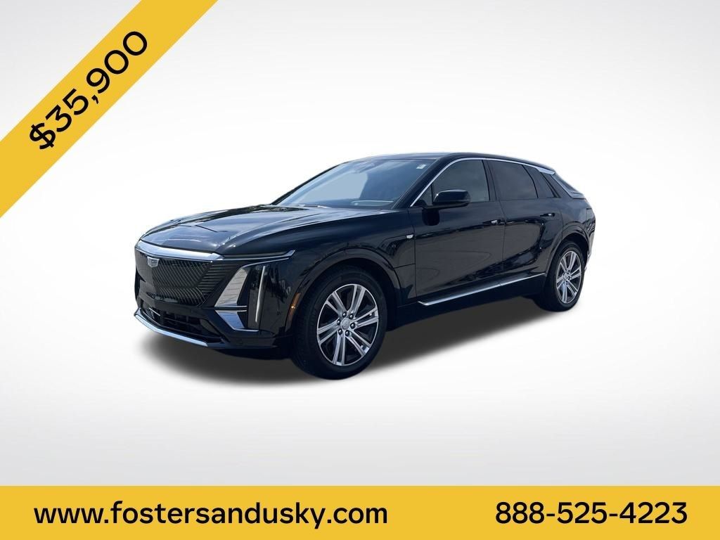2024 Cadillac LYRIQ — photo 1 of 7
