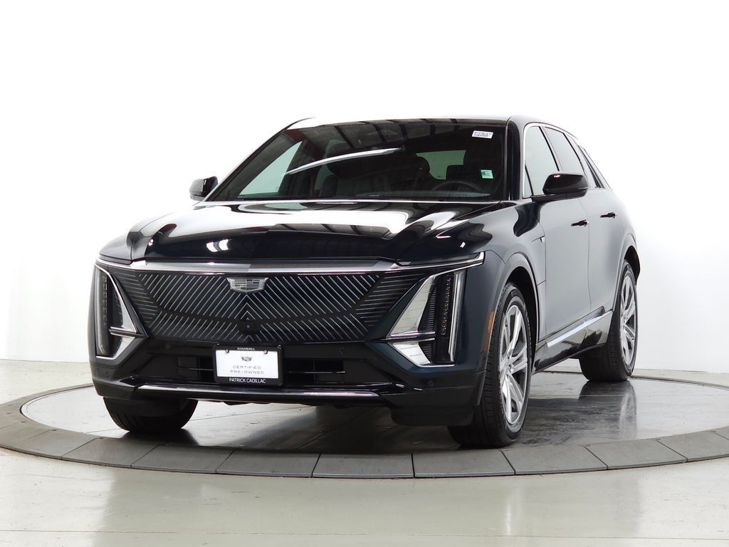 2024 Cadillac LYRIQ — photo 1 of 7