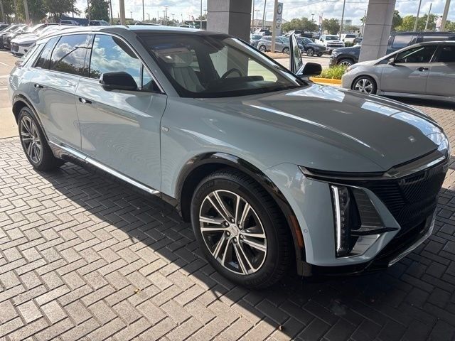 2024 Cadillac LYRIQ