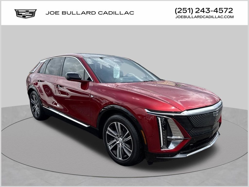 2024 Cadillac LYRIQ — photo 1 of 7