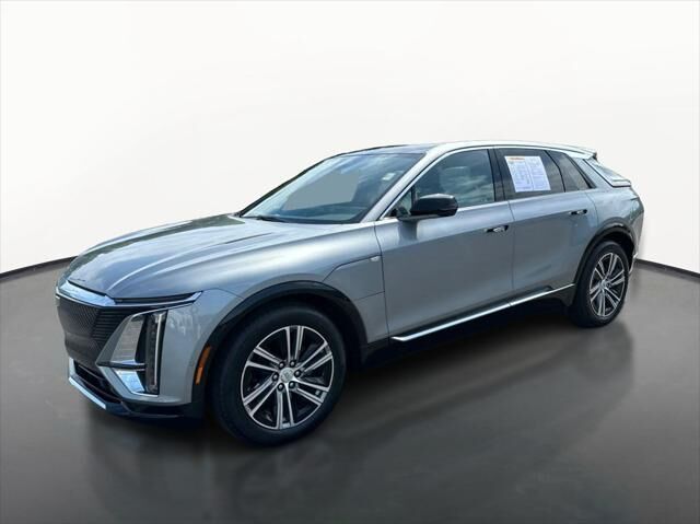 2024 Cadillac LYRIQ Luxury 1