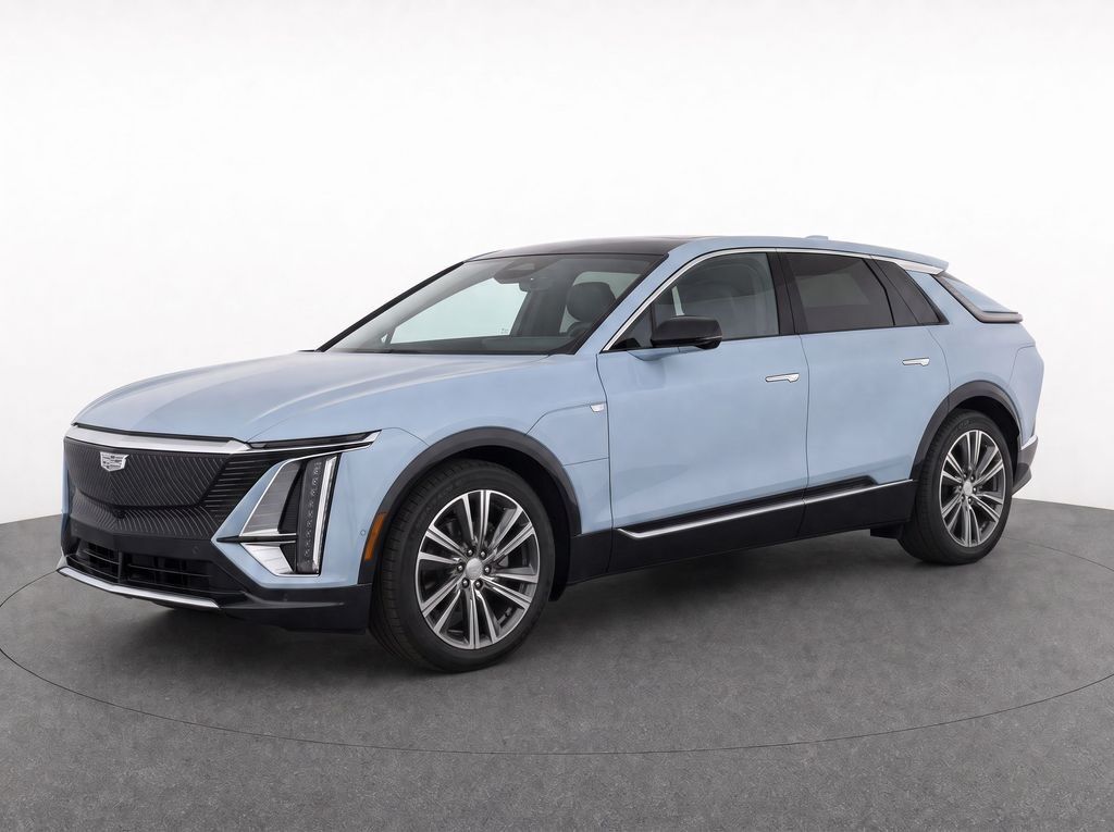 2024 Cadillac LYRIQ — photo 1 of 7
