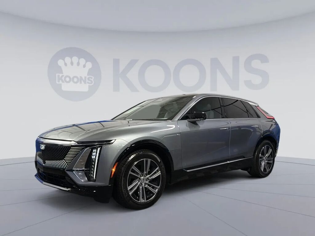 2024 Cadillac LYRIQ Luxury 1