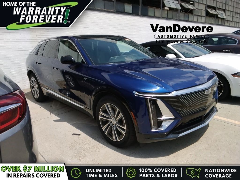 2024 Cadillac LYRIQ — photo 1 of 7