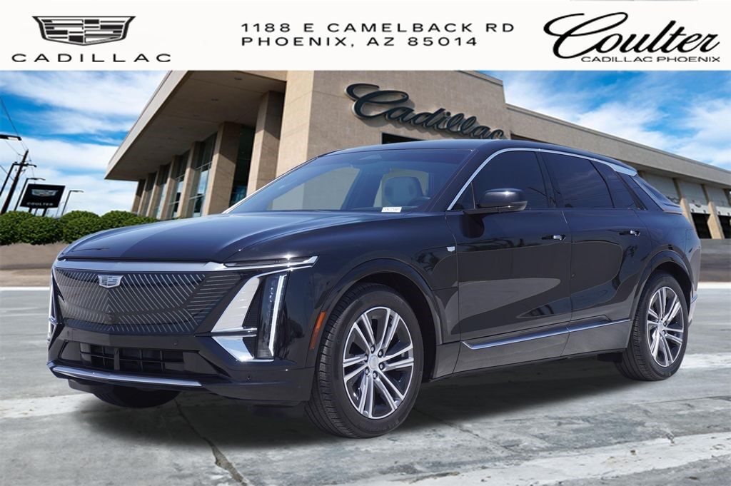 2024 Cadillac LYRIQ — photo 1 of 7