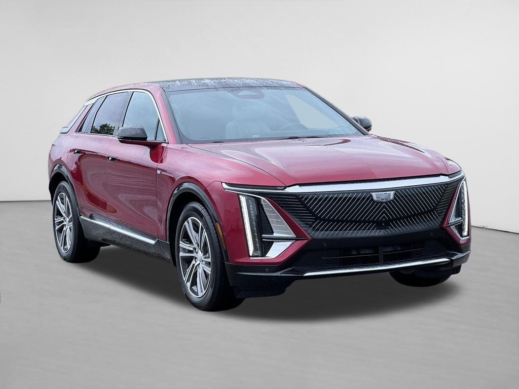 2024 Cadillac LYRIQ — photo 1 of 7