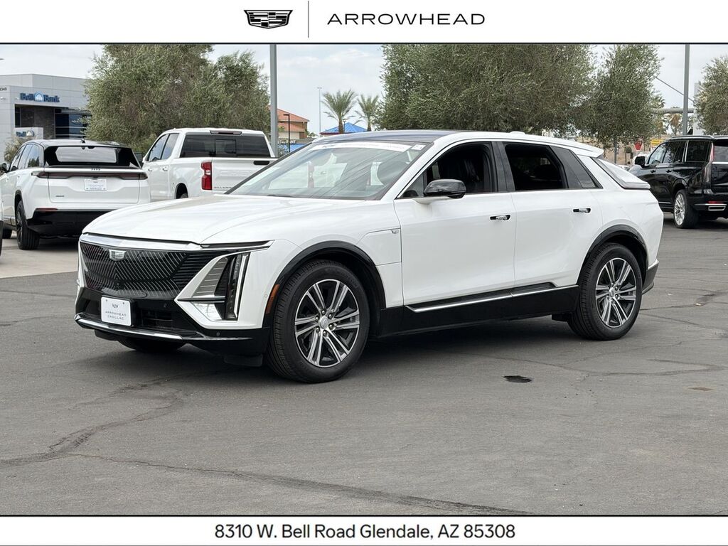 2024 Cadillac LYRIQ — photo 1 of 7