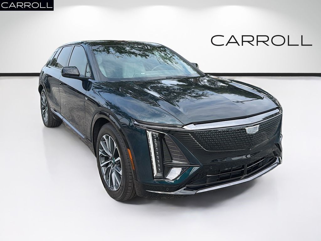 2024 Cadillac LYRIQ — photo 1 of 7