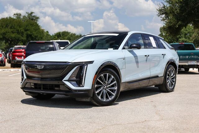 2024 Cadillac LYRIQ