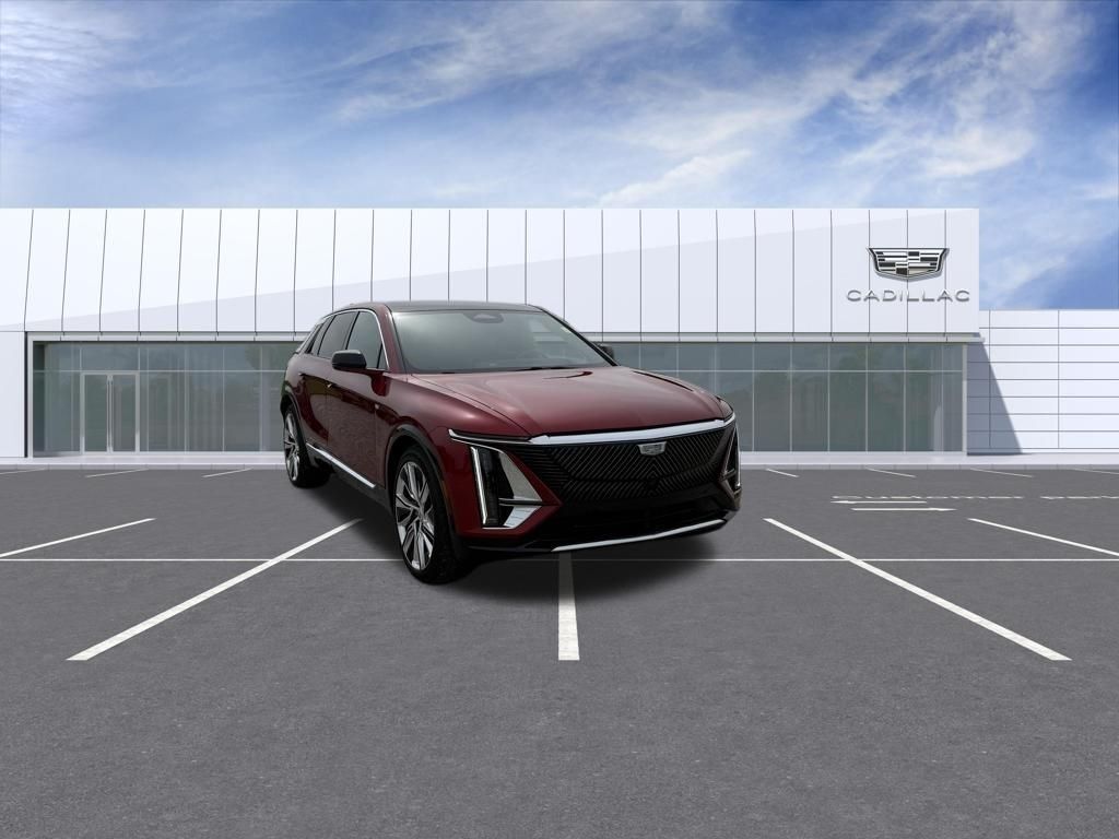 2025 Cadillac LYRIQ — photo 1 of 7