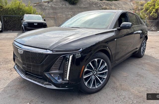 2024 Cadillac LYRIQ