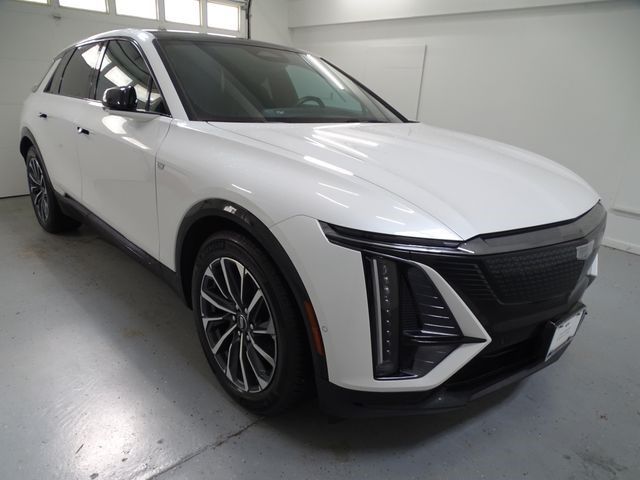 2024 Cadillac LYRIQ