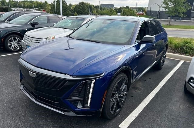 2024 Cadillac LYRIQ
