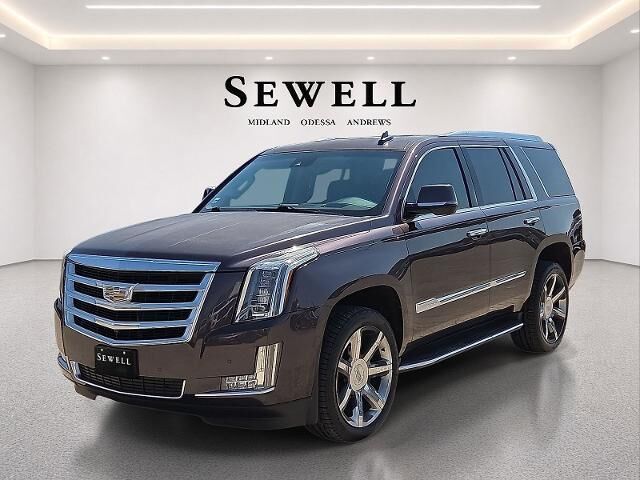2016 Cadillac Escalade Luxury Collection