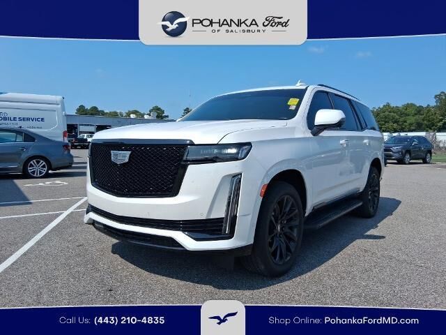2023 Cadillac Escalade Sport — photo 1 of 6