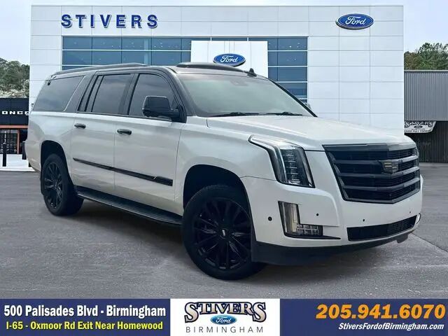 2017 Cadillac Escalade ESV Luxury