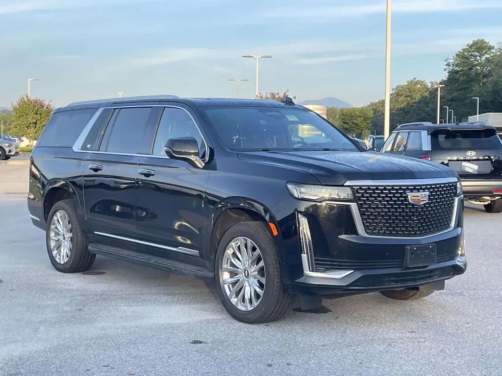 2023 Cadillac Escalade ESV Premium Luxury — photo 1 of 13