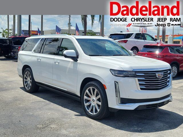 2022 Cadillac Escalade ESV Premium Luxury Platinum