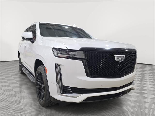 2022 Cadillac Escalade Luxury