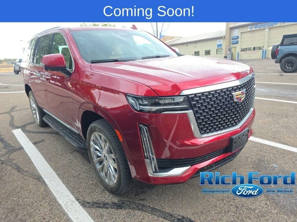 2023 Cadillac Escalade Premium Luxury — photo 1 of 1