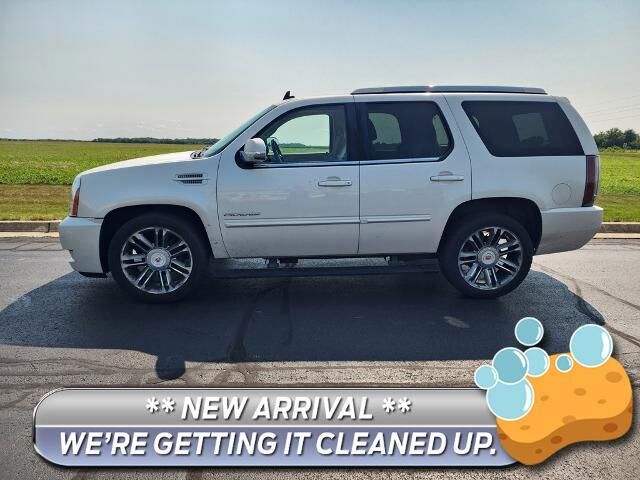 2013 Cadillac Escalade Premium