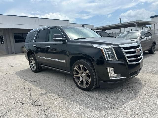 2017 Cadillac Escalade Premium Luxury