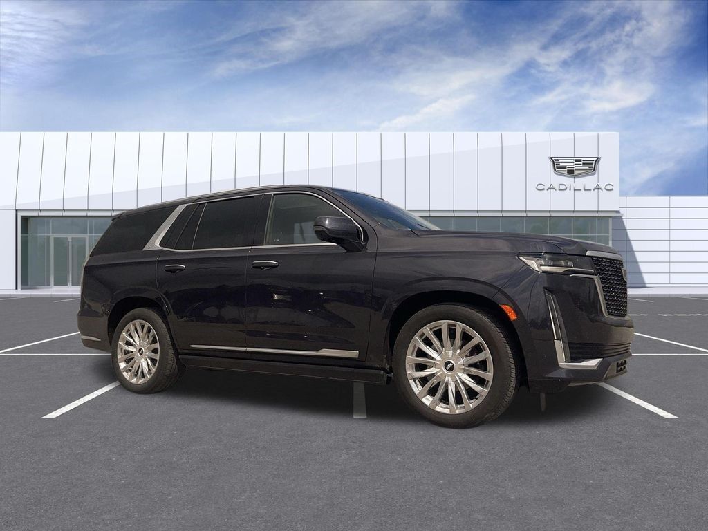 2023 Cadillac Escalade — photo 1 of 7