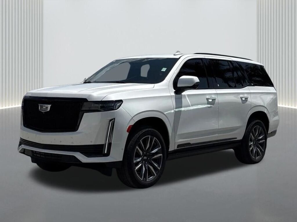 2022 Cadillac Escalade — photo 1 of 7