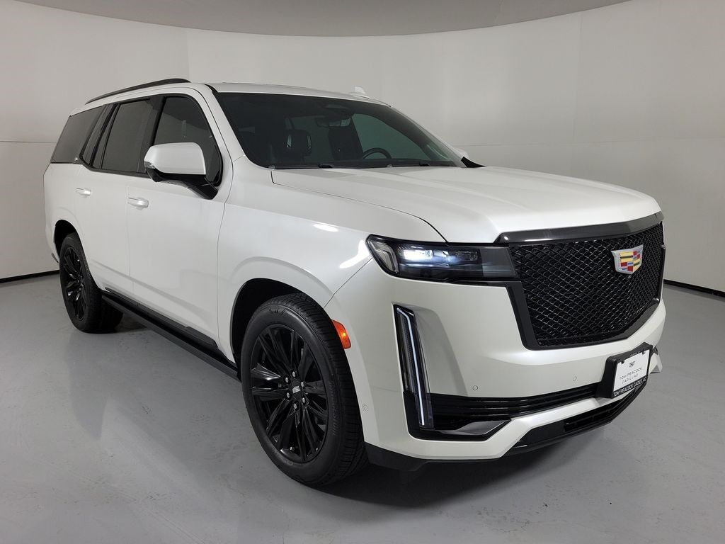 2023 Cadillac Escalade — photo 1 of 7