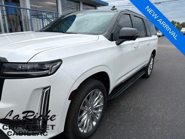 2023 Cadillac Escalade ESV