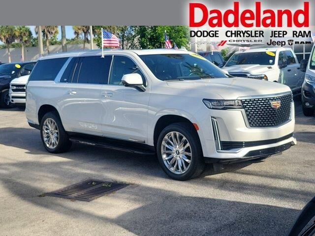 2023 Cadillac Escalade ESV Premium Luxury — photo 1 of 13