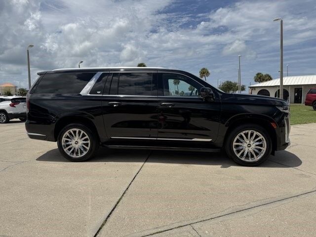 2023 Cadillac Escalade ESV