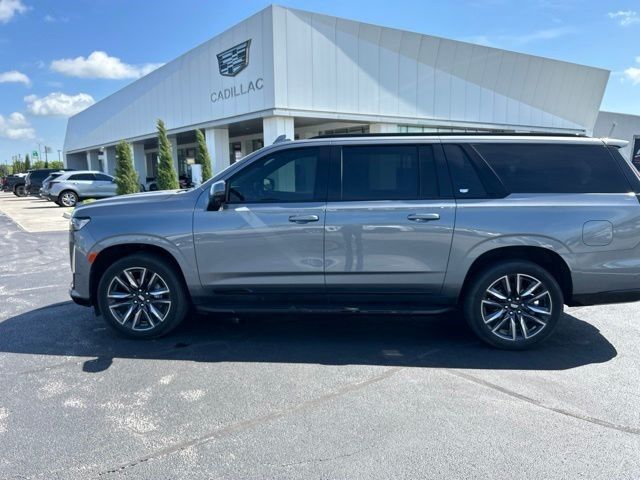 2022 Cadillac Escalade ESV