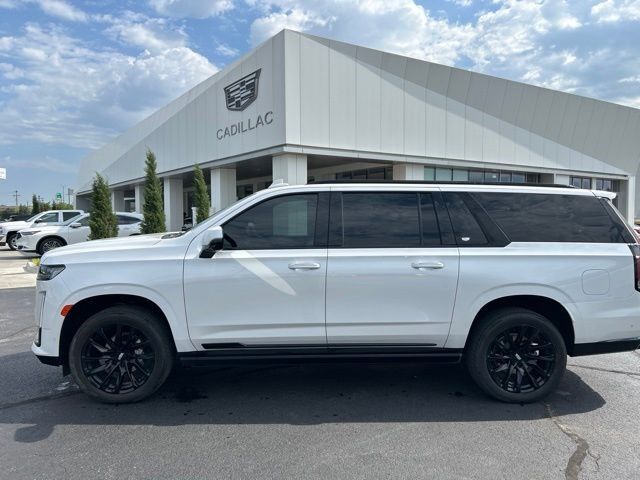 2023 Cadillac Escalade ESV